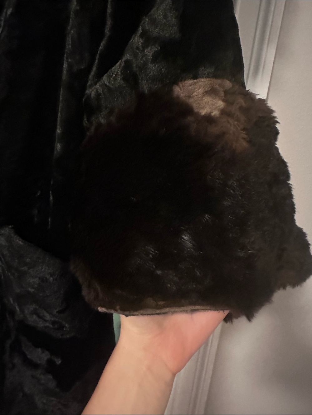 Black Antique Velvet Coat with Real Fur Trim - Picture 5 of 8